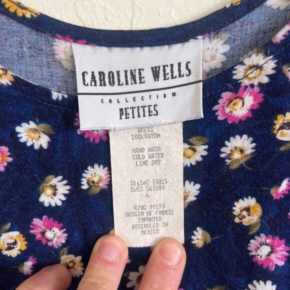 Vintage 90s Caroline Wells Sleeveless Midi Slip Dress size 6 Petite Blue Floral - Picture 3 of 4